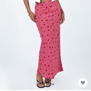 Princess Polly pink floral skirt